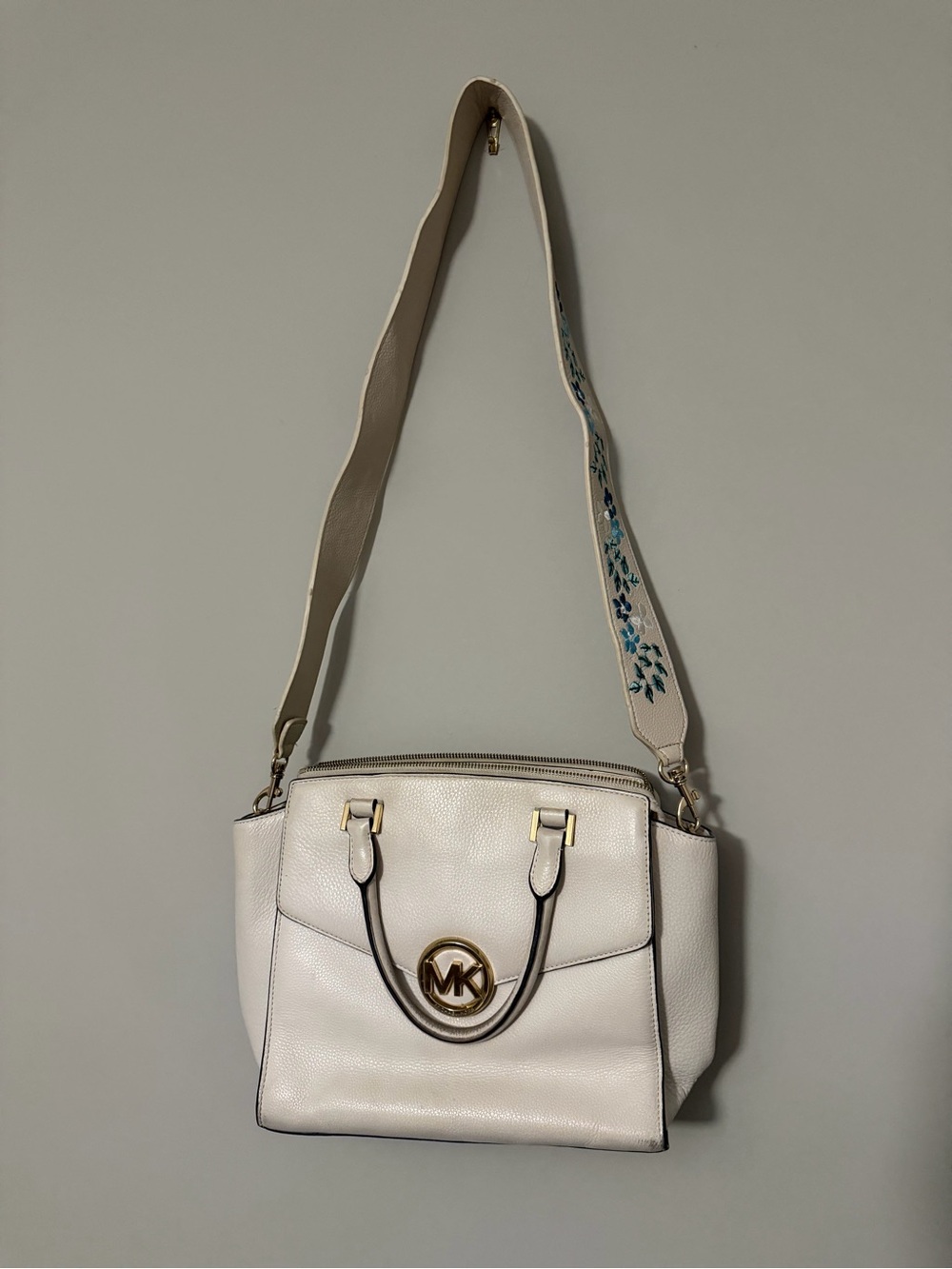 Michael Kors Cream Leather Double Zip Satchel Embroidered Floral Guitar Strap